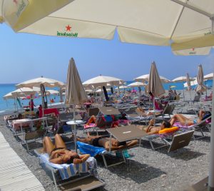 Stress da Rientro dalle Vacanze: Ma nella Riviera ed in Costa Azzurra l' "Estate" Non è Ancora Finita