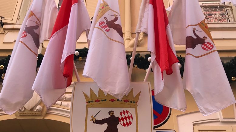 Covid-19: il Comune del Principato di Monaco Consegna i Pasti a Residenti Over 70 e Persone Fragili (prezzi e modalità)