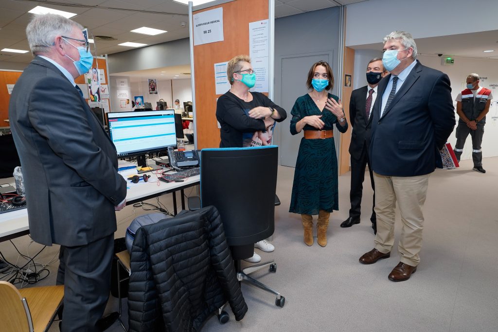 Coronavirus: il Ministro di Stato del Principato di Monaco Pierre Dartout durante la visita al Centro di Monitoraggio per i Pazienti a Domicilio
